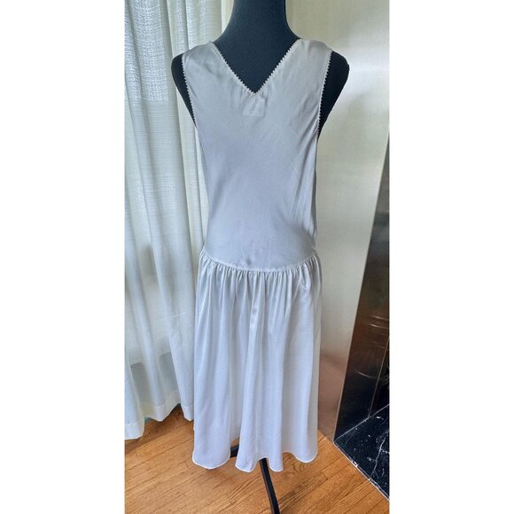 Vintage 80s Eaton's lingerie set, robe & negligee, white, pink floral embroidery - Picture 9 of 10